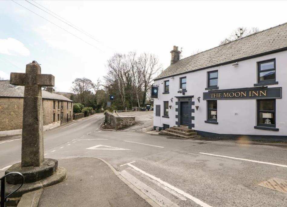 Babbling Brook Cottage Stony Middleton Exterior photo