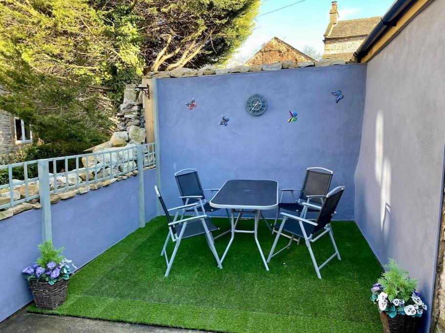 Babbling Brook Cottage Stony Middleton Exterior photo